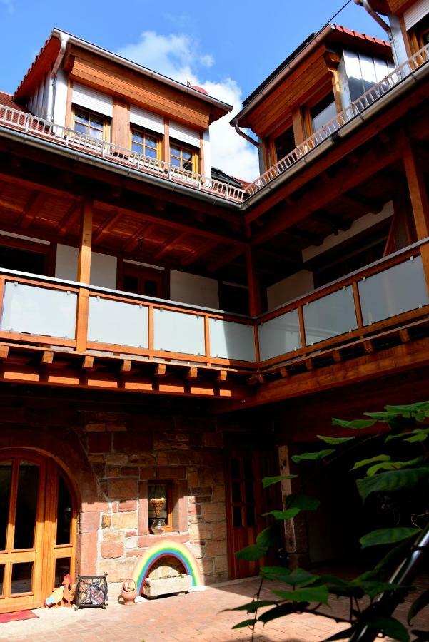 Gaestehaus Ehrhardt Schweigen-Rechtenbach Exterior photo